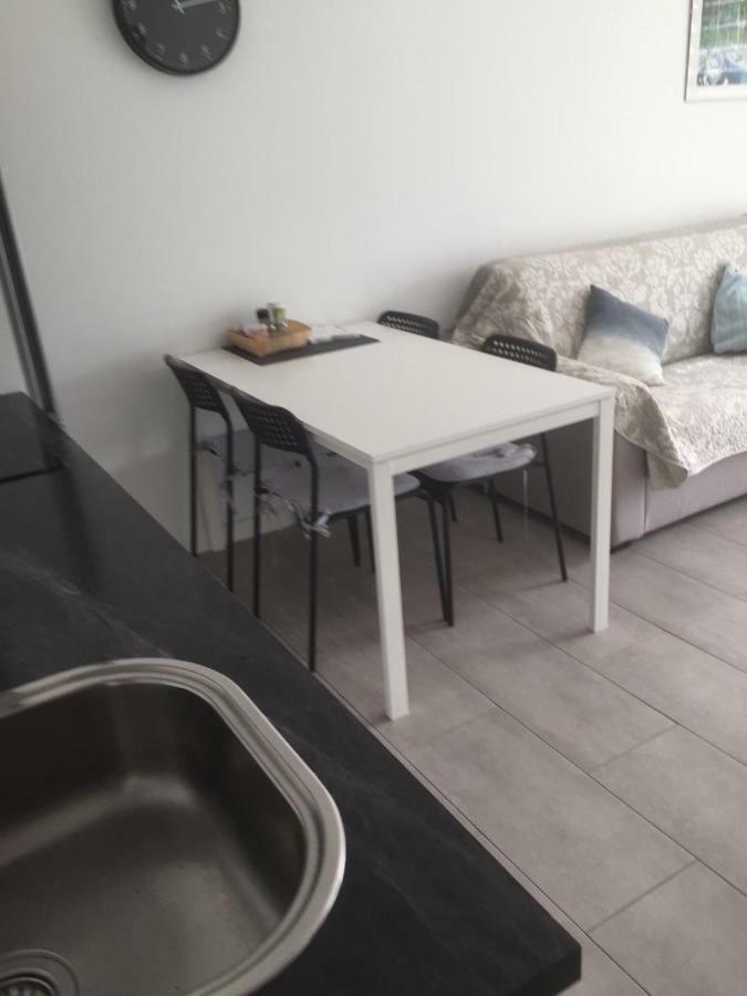 Exclusive Vista Bristol Apartment คอร์ราเลโฮ ภายนอก รูปภาพ